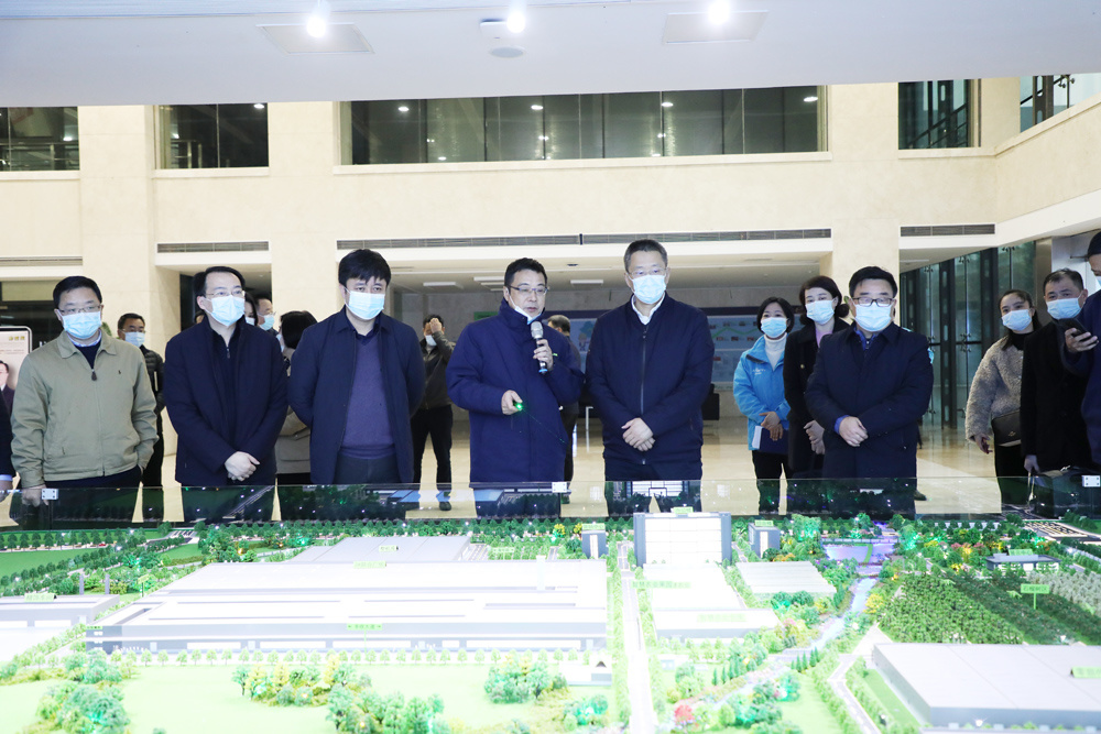 芜湖(hú)市委副书记、市長(cháng)宁波一行到中(zhōng)联农机调研